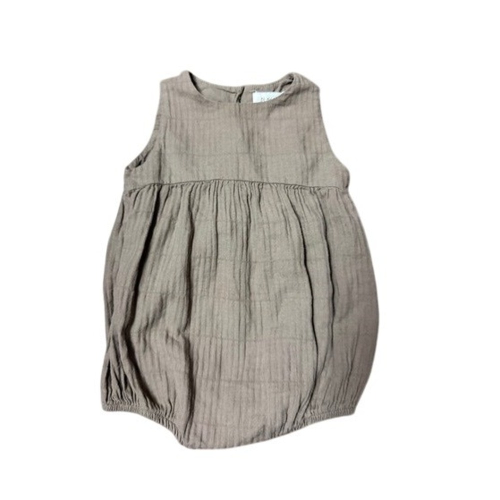Play up muslin romper size 9M
